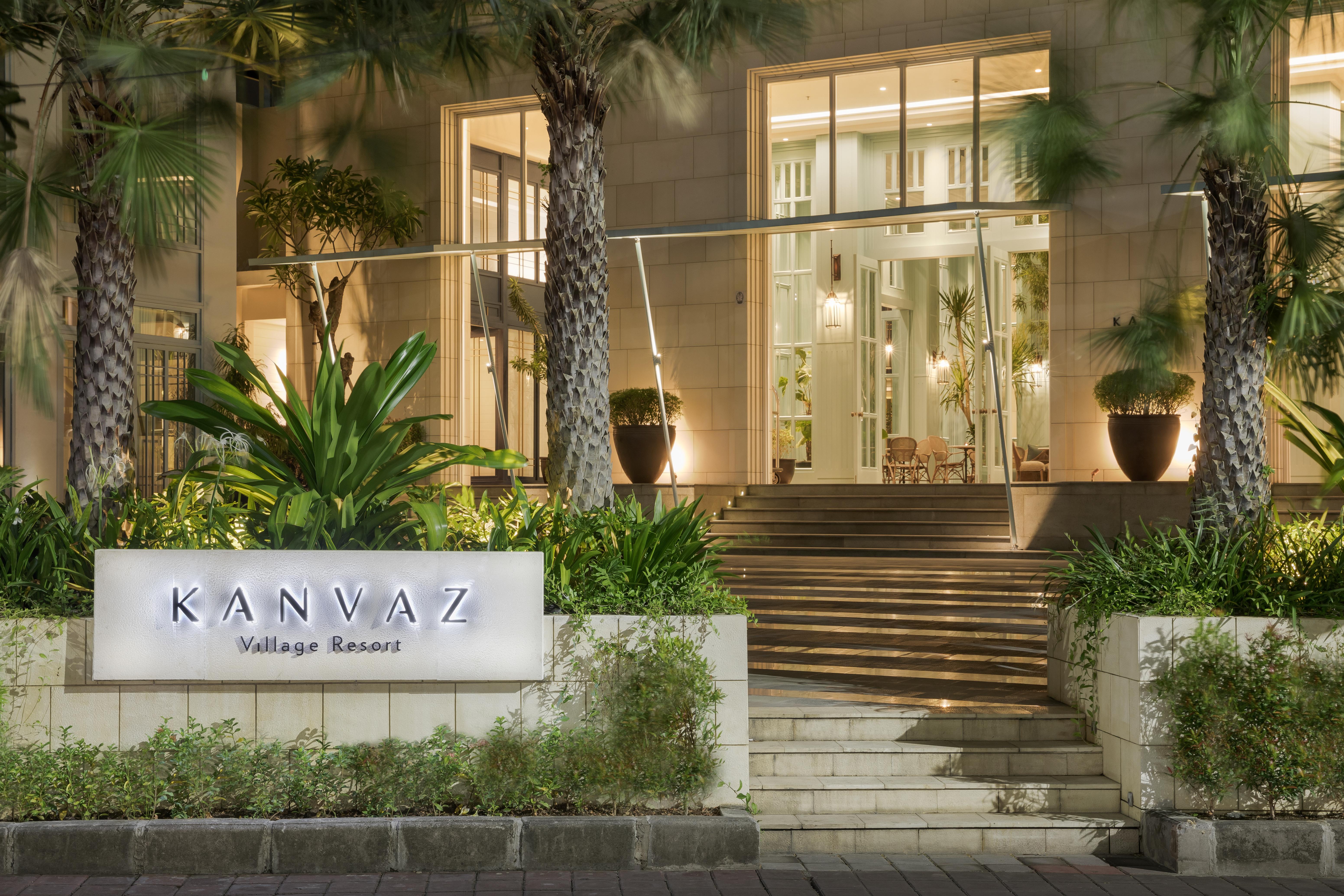 Kanvaz Village Resort Seminyak Exteriör bild