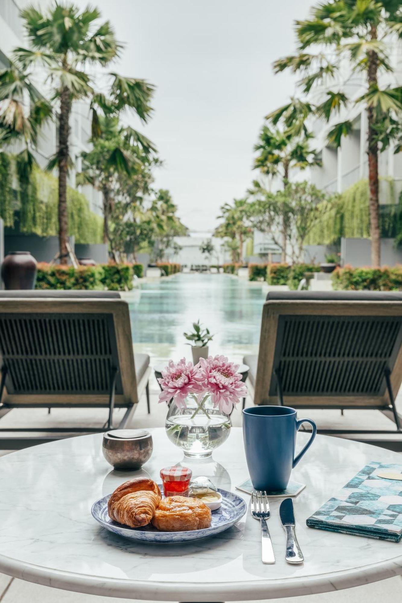 Kanvaz Village Resort Seminyak Exteriör bild